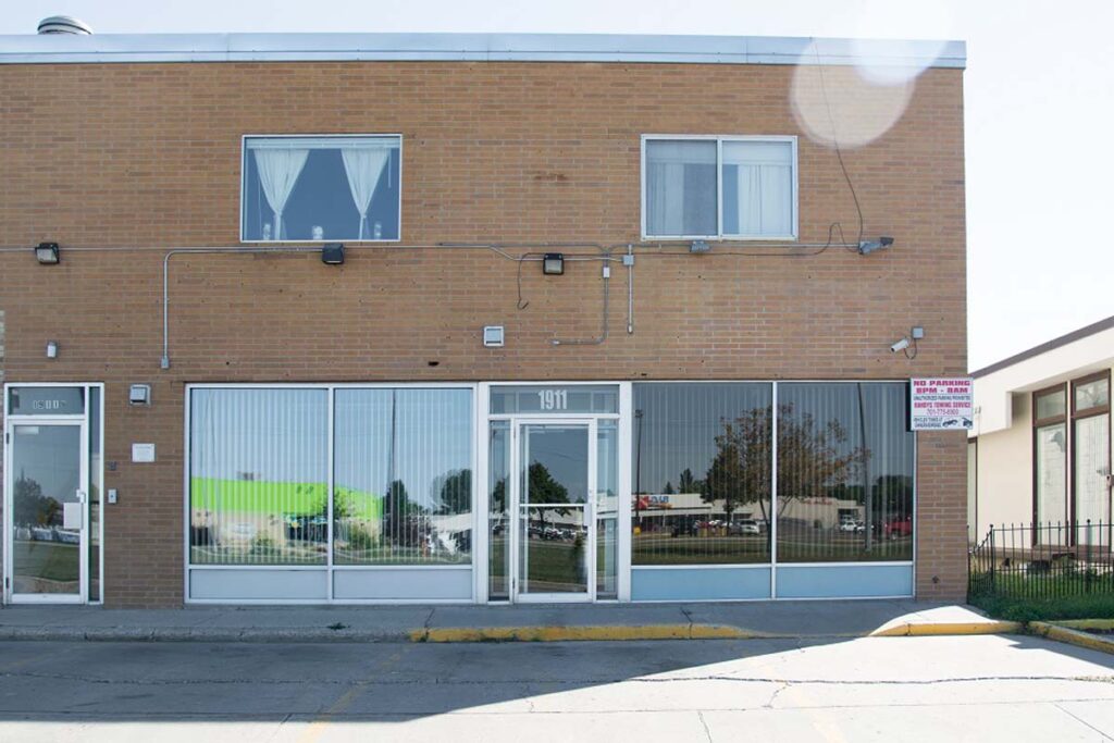 1911.5 S Washington, Grand Forks, ND 58201
