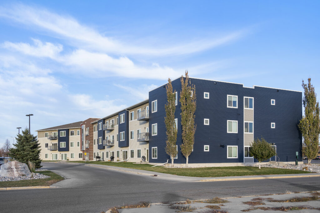 2951 24th Ave S, Grand Forks, ND 58201