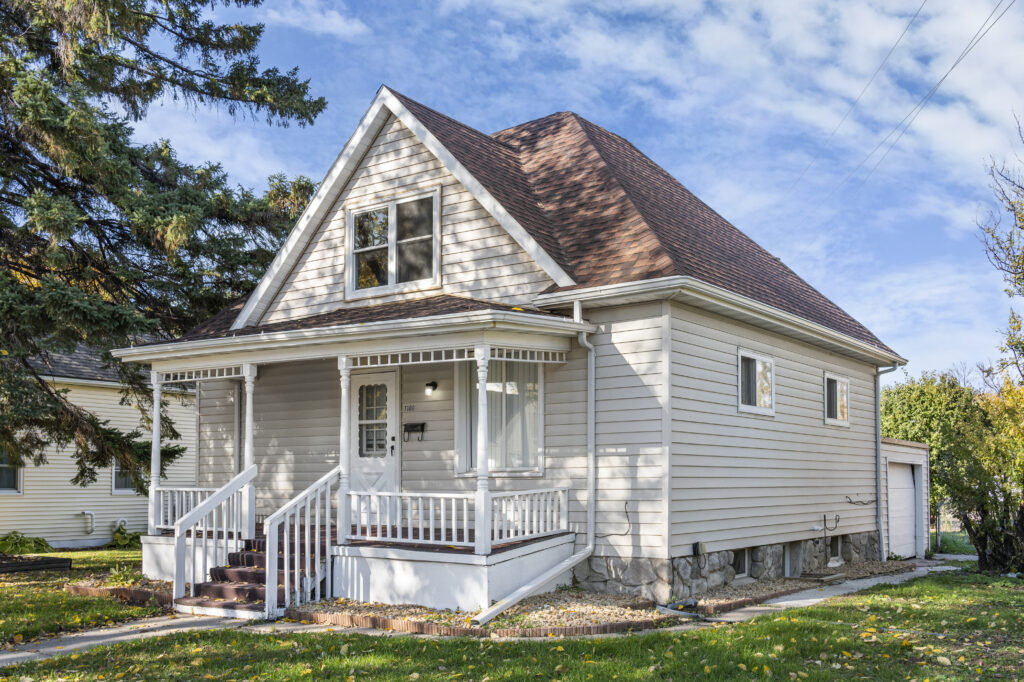 1106 5th Ave, Grand Forks, ND